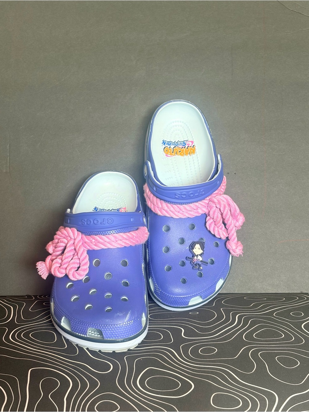 Crocs x Naruto Shippuden Sasuke Classic Clogs Purple M12 Jibbitz Rope